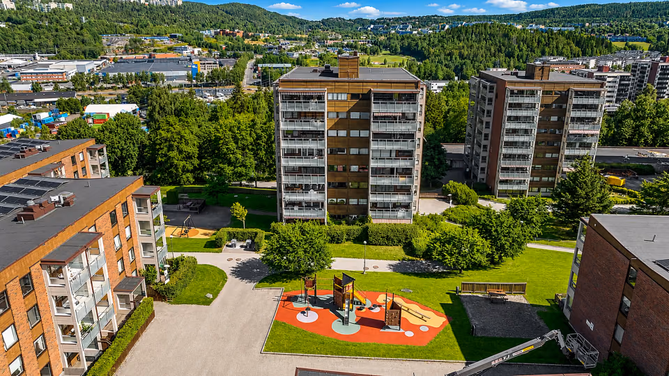 Øvre Haugen borettslag med solceller på takene